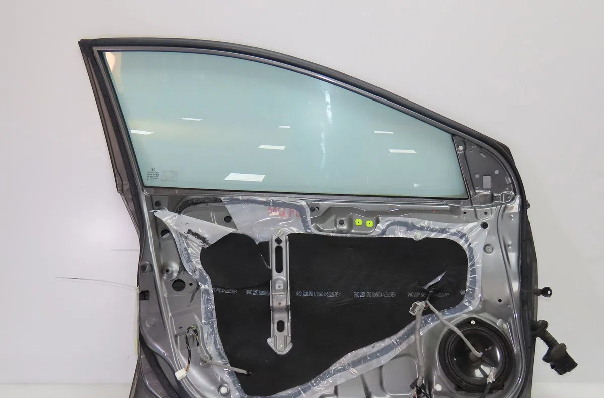 Porte avant gauche Honda CIVIC VIII Hatchback (FN, FK) 1.4 (fk1, fn4) (2008) occasion