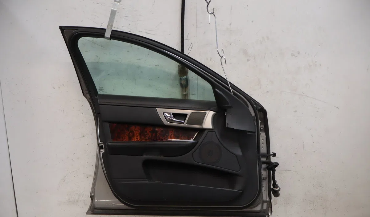 Porte avant gauche Jaguar XF I (X250) 2.7 d (2008-2015) occasion