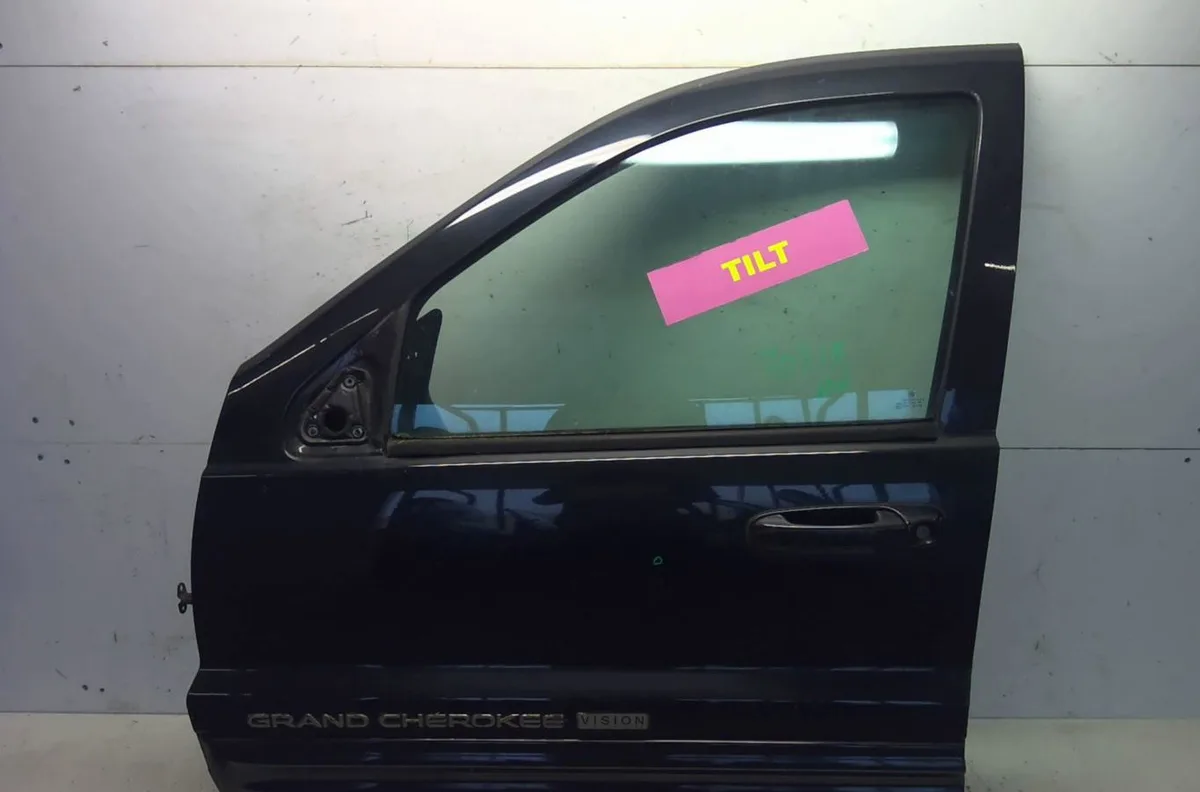 Porte avant gauche Jeep GRAND CHEROKEE II (WJ, WG) 2.7 crd 4x4 (2001-2005) occasion