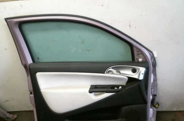 Porte avant gauche Lancia YPSILON (843_) 1.2 (843.axa1a) (2003-2011) occasion