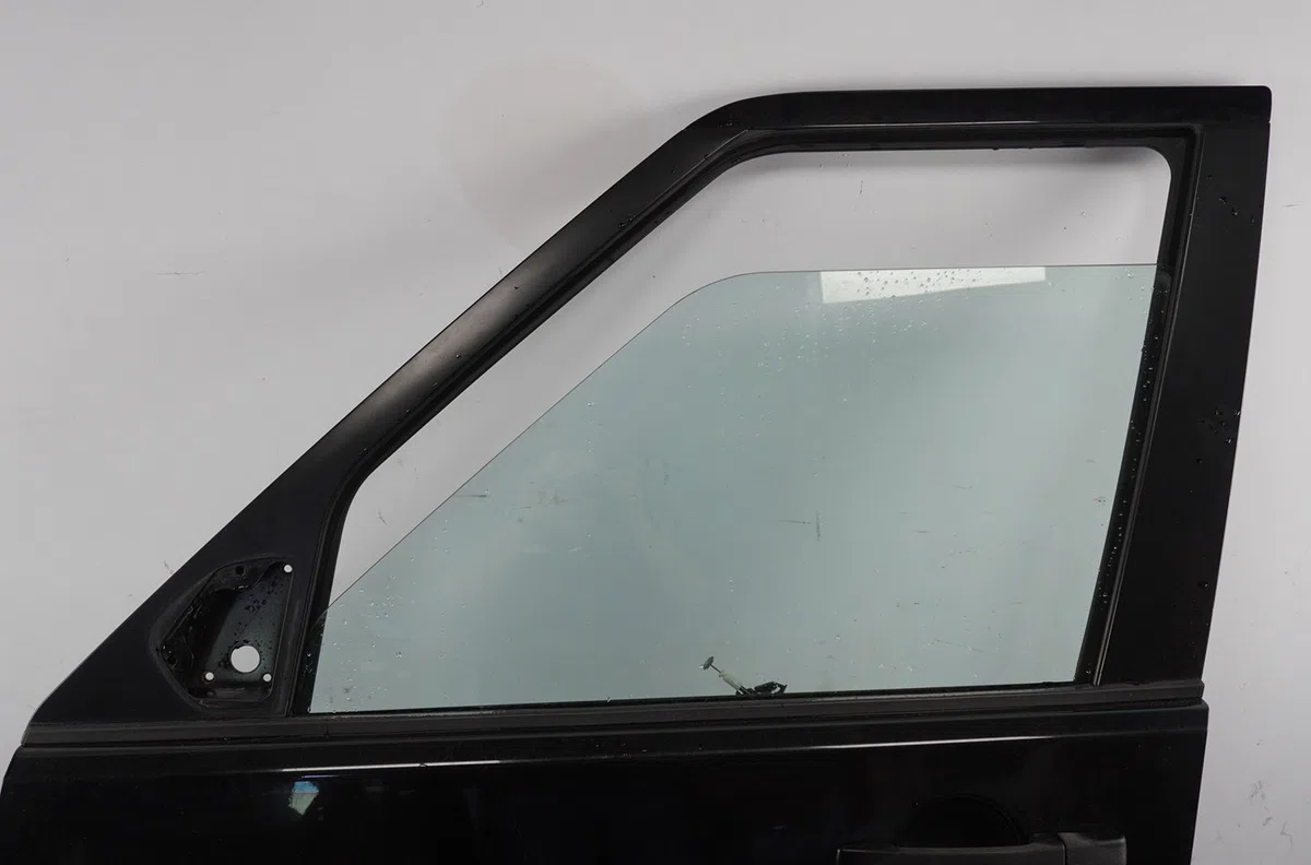 Porte avant gauche Land rover DISCOVERY III (L319) 2.7 td 4x4 (2004-2009) occasion