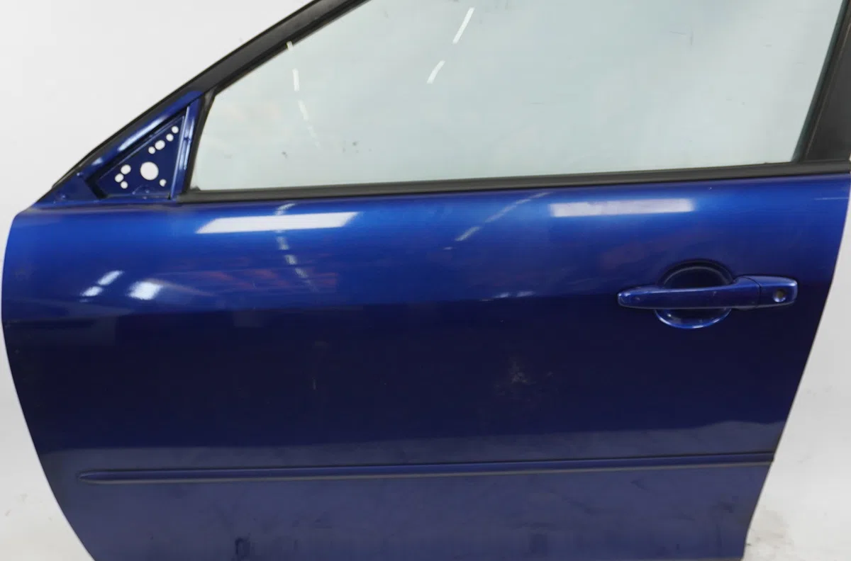 Porte avant gauche Mazda 6 Hatchback (GG) 2.0 (gges) (2002-2007) occasion