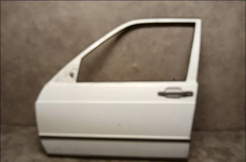 Porte avant gauche Mercedes-benz 190 (W201) D 2.0 (201.122) (1983-1989) occasion
