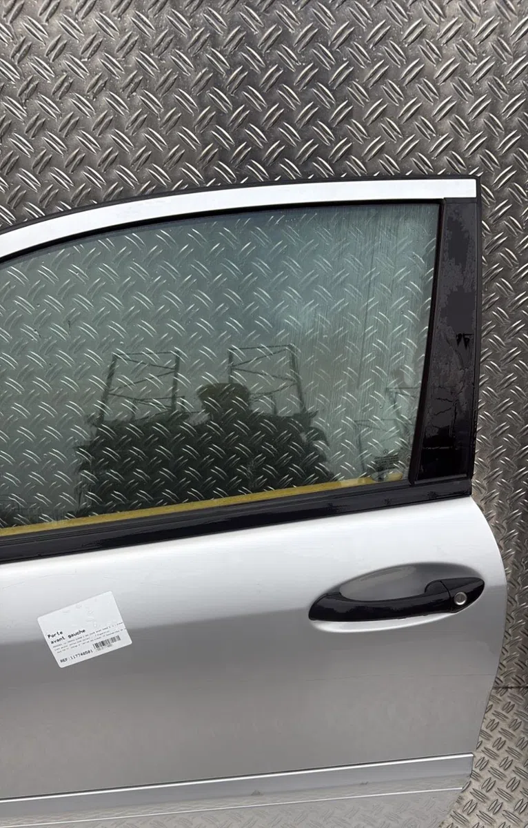 Porte avant gauche Mercedes-benz CLASSE C Coupe Sport (CL203) C 220 cdi (203.708) (2004-2008) 3 portes occasion