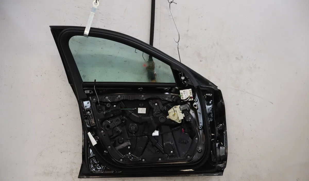 Porte avant gauche Mercedes-benz CLASSE C T-Model (S205) C 220 bluetec - d (205.204) (2014-2018) occasion