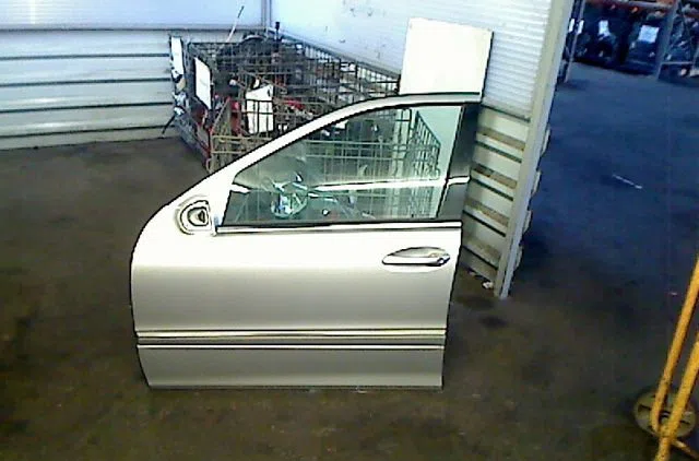 Porte avant gauche Mercedes-benz CLASSE C (W203) C 220 cdi (203.008) (2003-2007) occasion