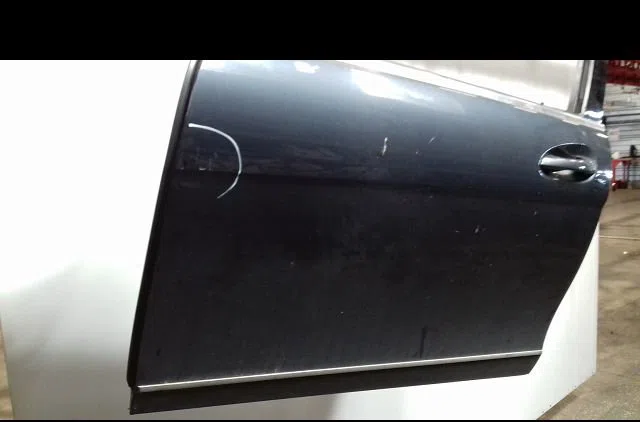 Porte avant gauche Mercedes-benz CLASSE C (W204) C 200 cdi (204.007, 204.006) (2007-2009) occasion