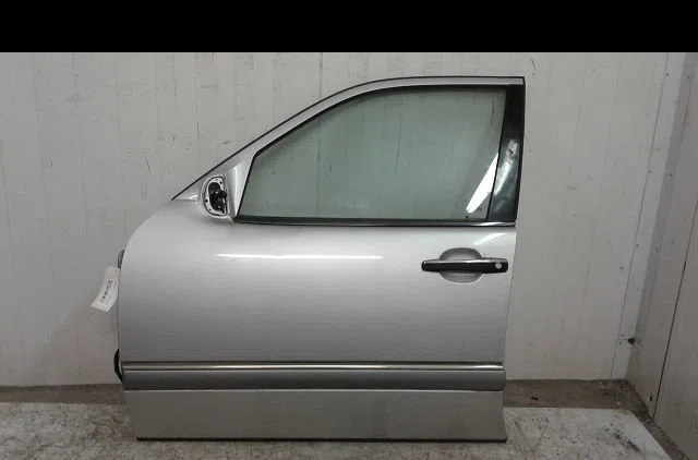 Porte avant gauche Mercedes-benz CLASSE E (W210) E 240 (210.061) (1997-2000) occasion