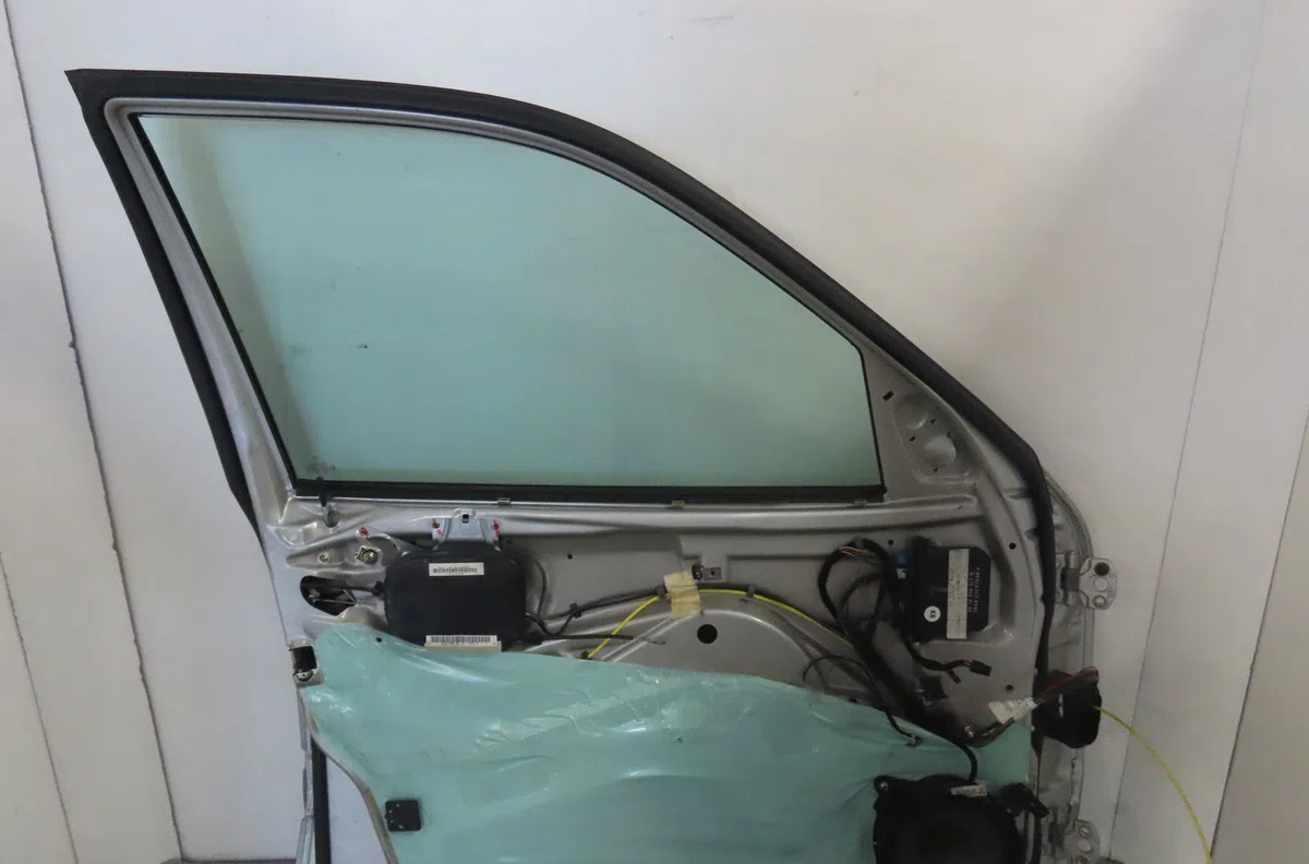 Porte avant gauche Mercedes-benz CLASSE E (W210) E 320 (210.065) (1997-2002) occasion