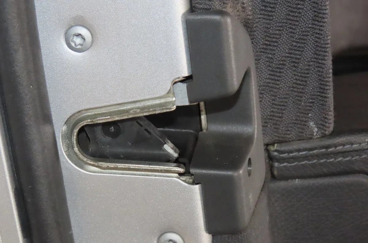 Porte avant gauche Mercedes-benz CLASSE E (W211) E 200 cdi (211.004) (2002-2008) occasion