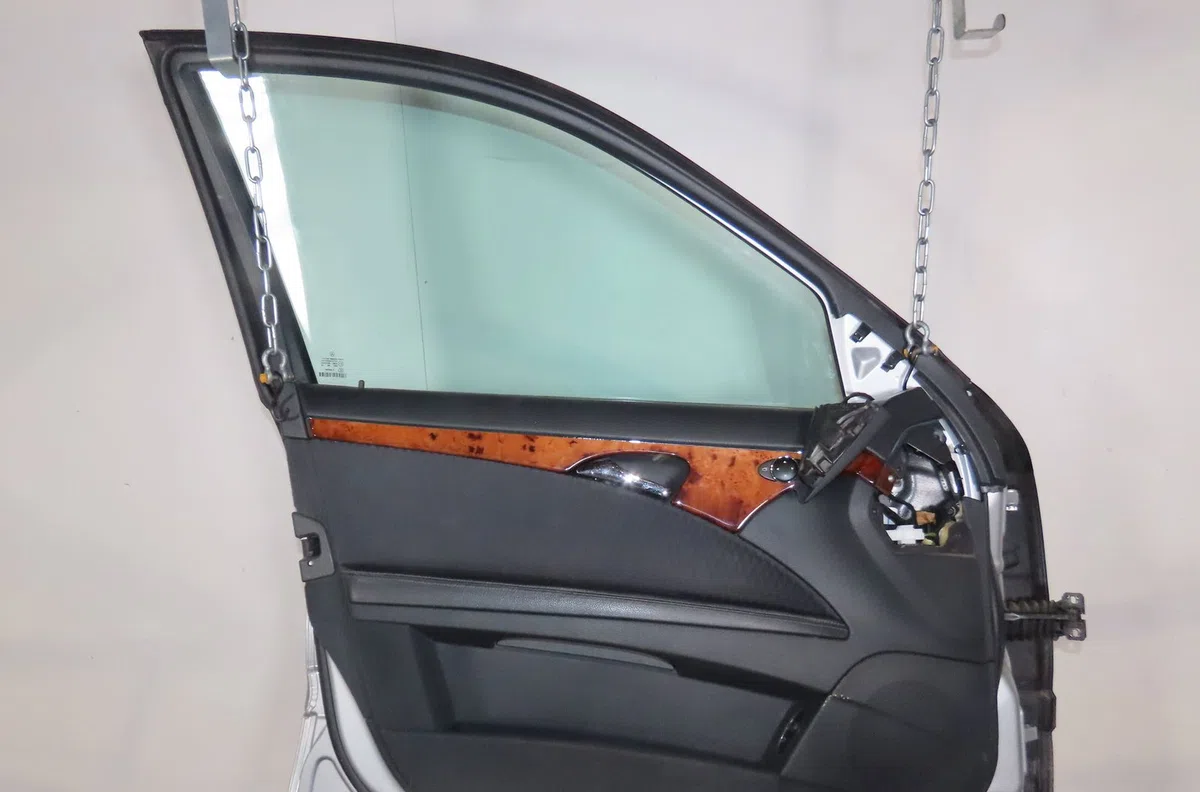 Porte avant gauche Mercedes-benz CLASSE E (W211) E 200 cdi (211.004) (2002-2008) occasion