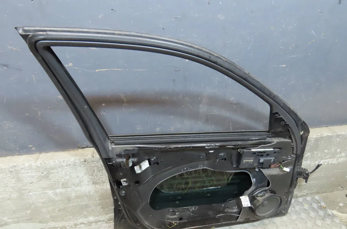 Porte avant gauche Mercedes-benz CLASSE E (W211) E 220 cdi (211.006) (2002-2008) occasion