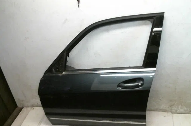 Porte avant gauche Mercedes-benz CLASSE GLK (X204) 220 cdi 4-matic (204.984, 204.997) (2008-2015) occasion