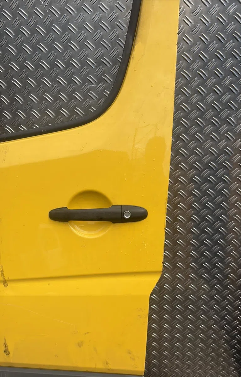 Porte avant gauche Mercedes-benz SPRINTER 3,5-t Camionnette (B906) 313 cdi (906.631, 906.633, 906.635, 906.637) (2009) o
