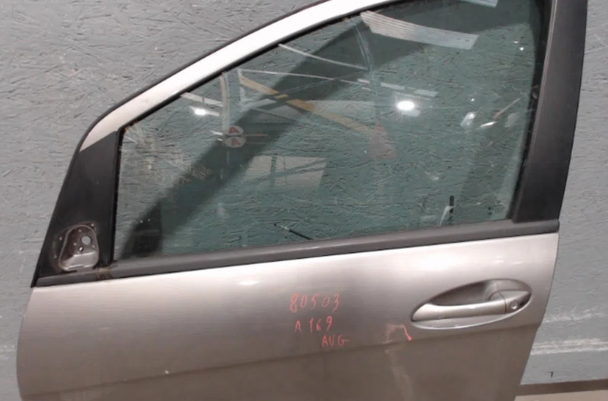 Porte avant gauche MERCEDES CLASSE A 169  CLASSE A 169 PHASE 1 occasion