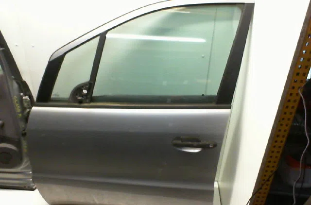 Porte avant gauche MERCEDES CLASSE A I  A 170 CDI occasion