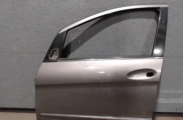 Porte avant gauche MERCEDES CLASSE B 245  CLASSE B 245 PHASE 1 occasion