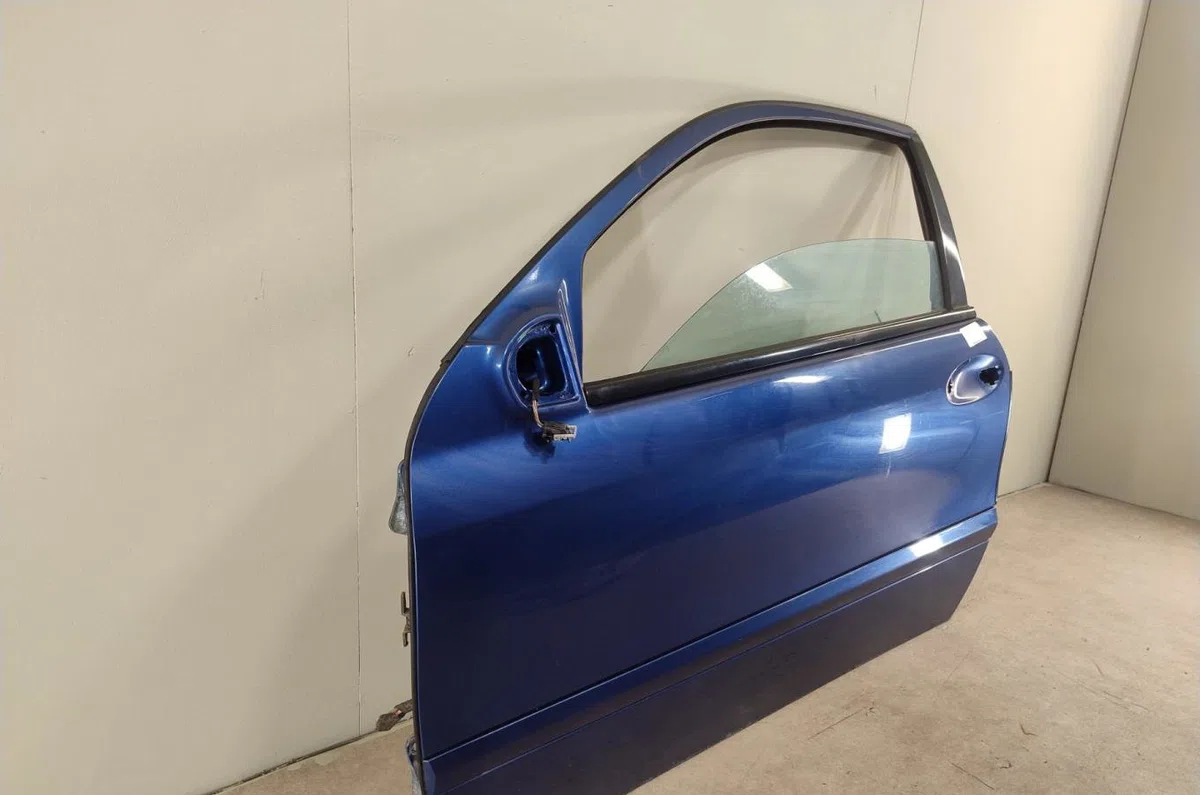 Porte avant gauche MERCEDES CLASSE C 203 COUPE SPORT  0 occasion