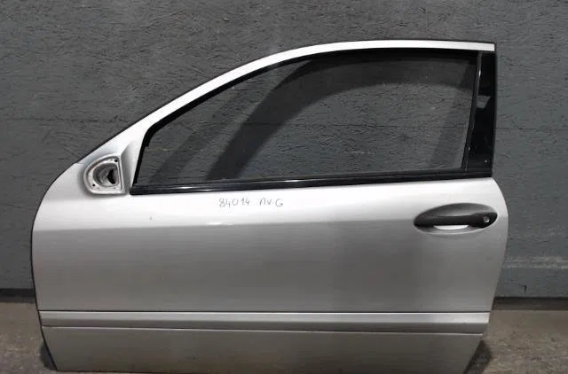 Porte avant gauche MERCEDES CLASSE C 203 COUPE SPORT  CLASSE C 203 COUPE SPORT PHASE 1 occasion