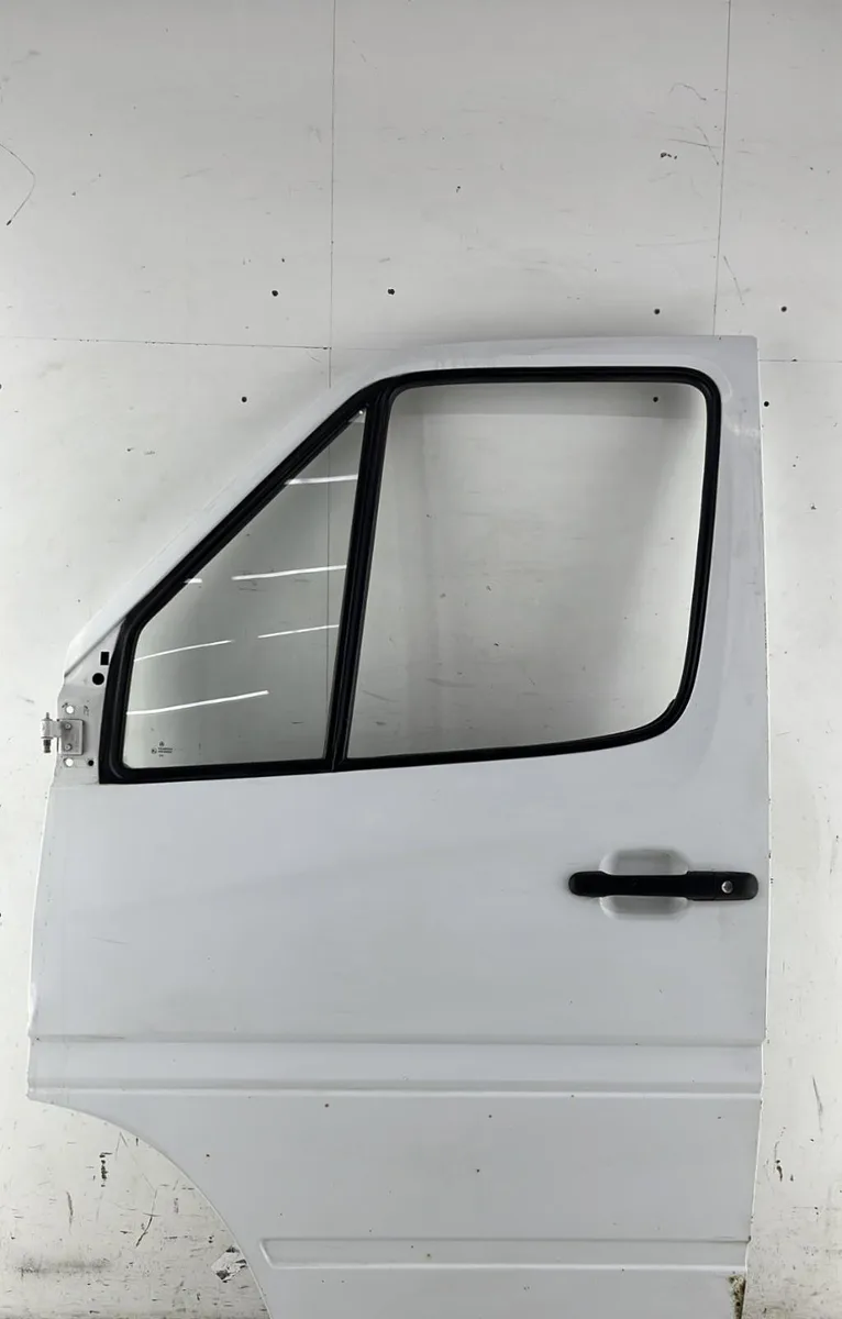 Porte avant gauche MERCEDES SPRINTER 1 PHASE 2 occasion