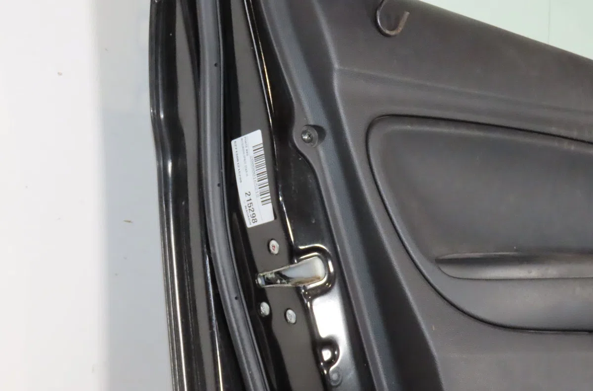 Porte avant gauche Mitsubishi MIRAGE - SPACE STAR VI 3-5 portes (A0_A) 1.0 (a05a) (2012) 5 portes occasion