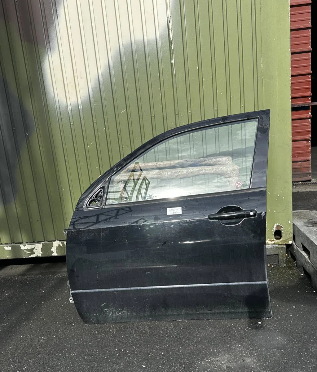 Porte avant gauche Mitsubishi OUTLANDER I (CU_W) 2.0 4wd (cu2w) (2003-2006) occasion
