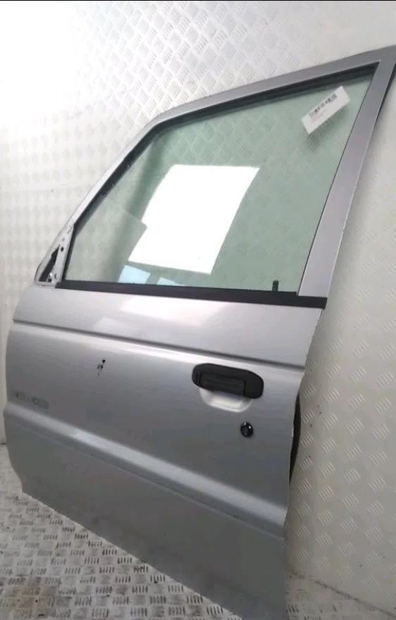 Porte avant gauche Mitsubishi PAJERO II (V3_W, V2_W, V4_W) 2.5 td 4wd (v24c, v24w) (1990-1999) occasion