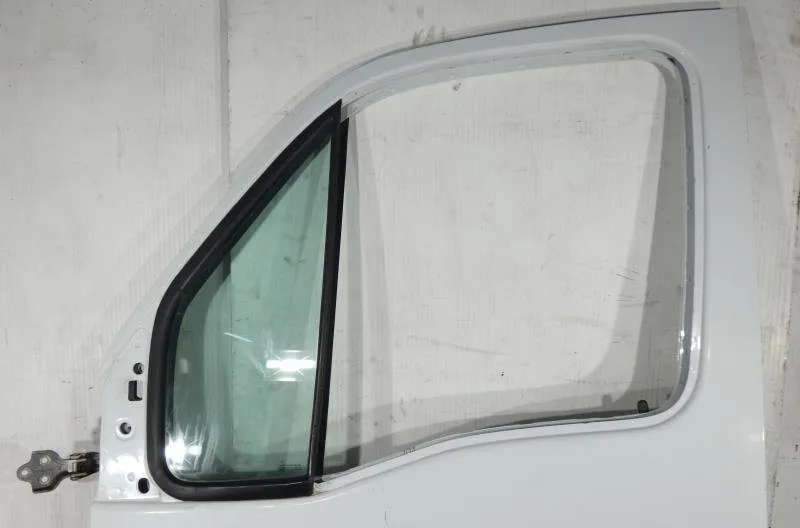 Porte avant gauche NISSAN INTERSTAR 1 PHASE 2 occasion