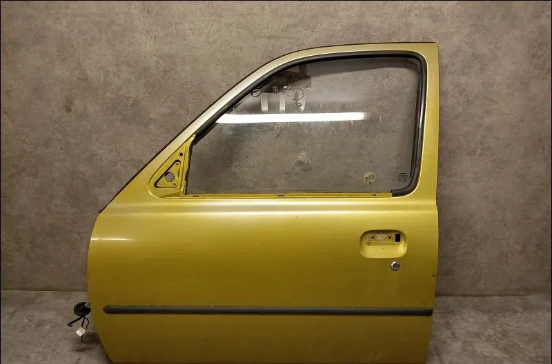 Porte avant gauche Nissan MICRA II (K11) 1.0 i 16v (1992-2000) occasion