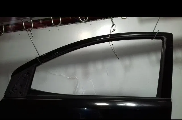 Porte avant gauche Nissan NOTE (E11, NE11) 1.6 (2006-2012) occasion