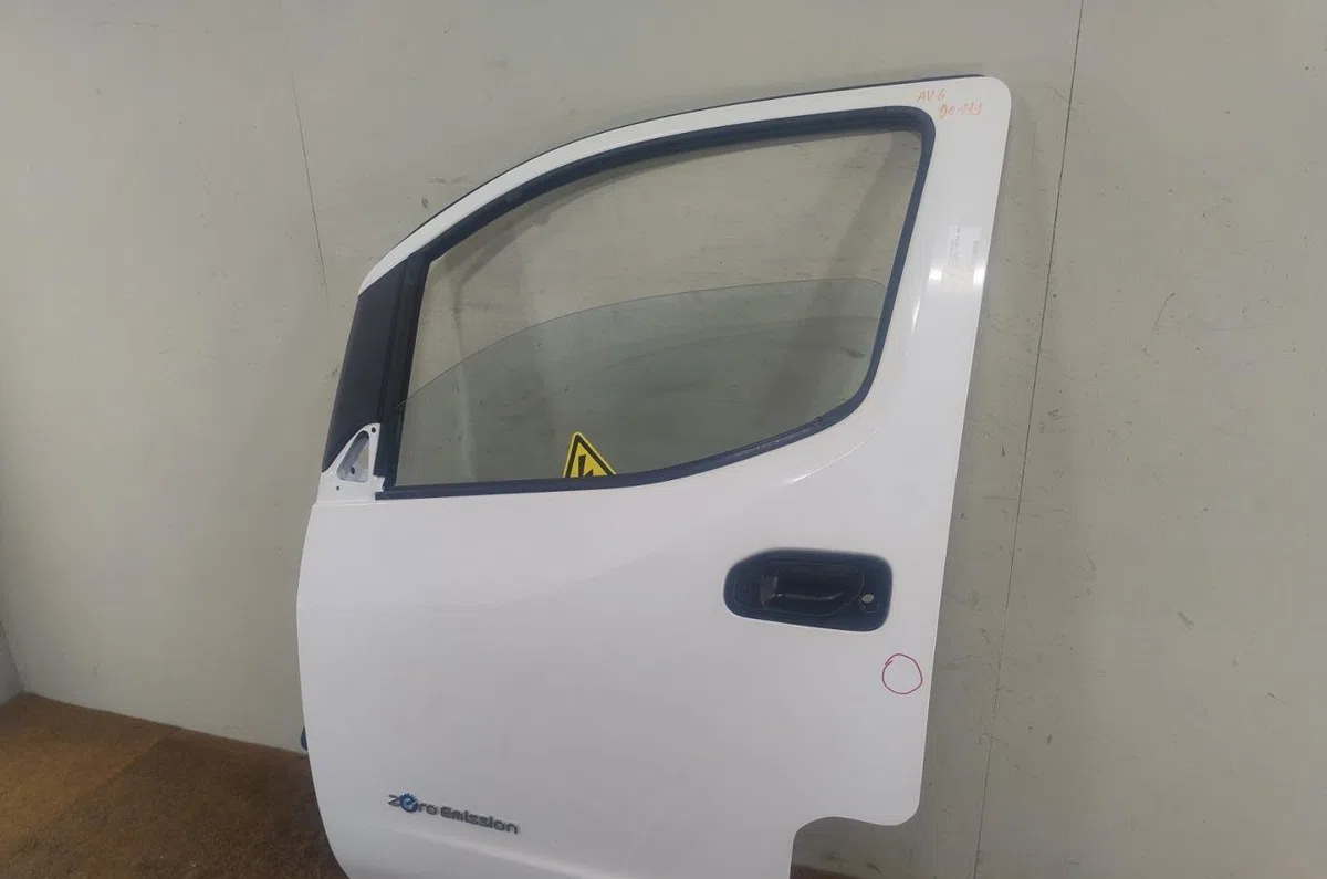 Porte avant gauche Nissan NV200 Camionnette E-nv (me0n) (2014) occasion