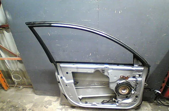 Porte avant gauche NISSAN PRIMERA 2004 occasion