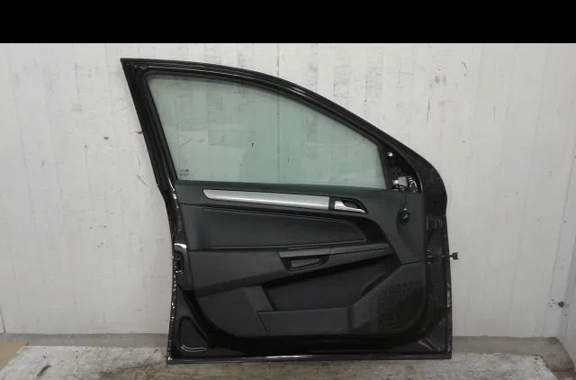 Porte avant gauche Opel ASTRA H (A04) 1.9 cdti 16v (l48) (2004-2010) occasion
