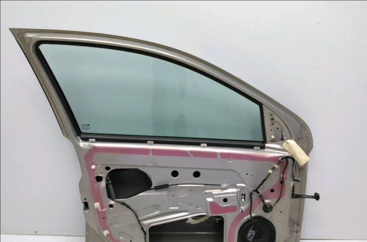 Porte avant gauche Opel ASTRA H Break (A04) 1.9 cdti 16v (l35) (2004-2010) occasion