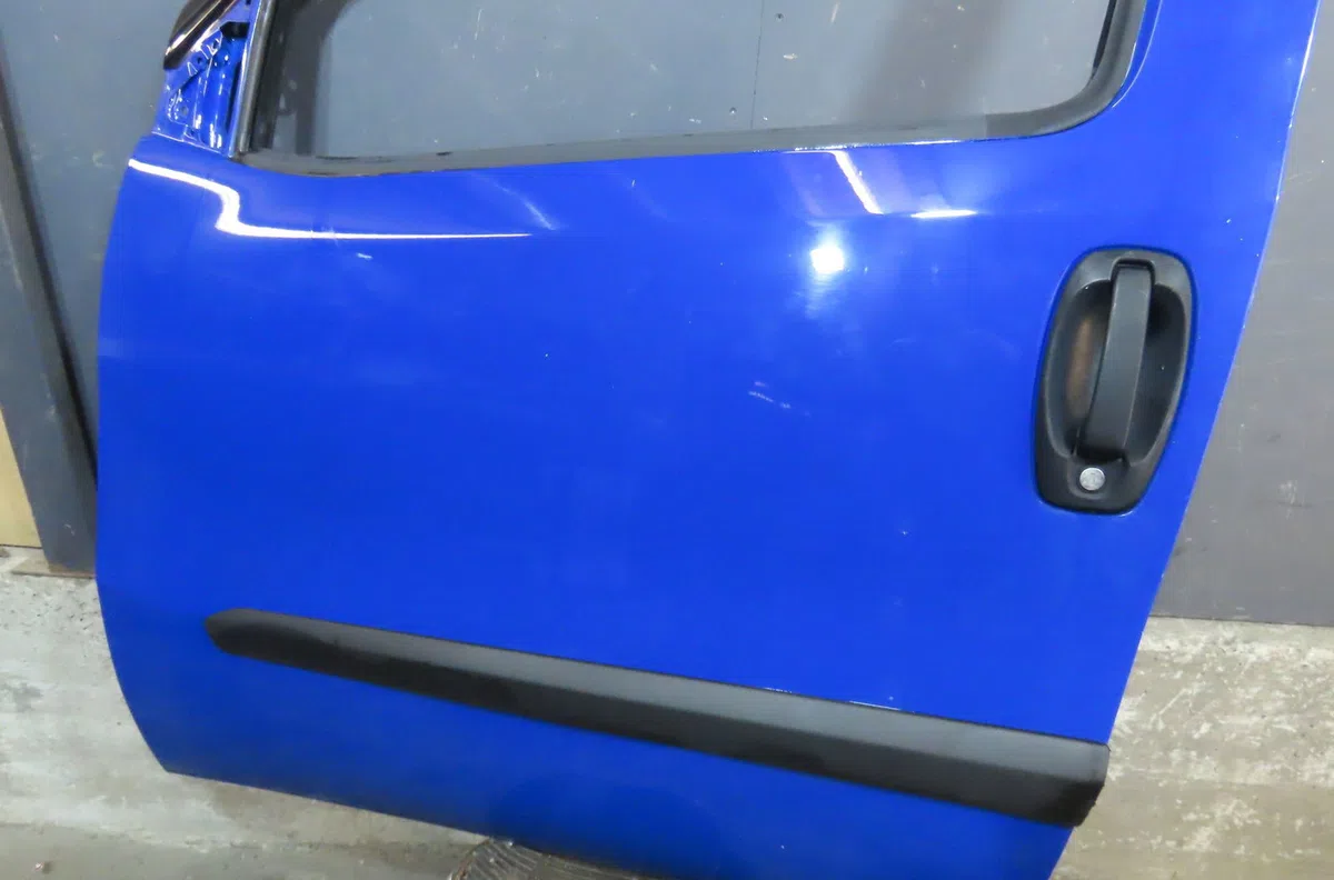 Porte avant gauche Opel COMBO Camionnette-Monospace (X12) 1.3 cdti (b05) (2012) occasion