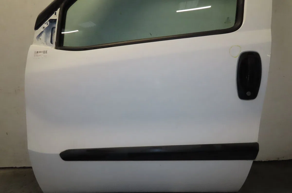 Porte avant gauche Opel COMBO Camionnette-Monospace (X12) 1.6 cdti (b05) (2012) occasion