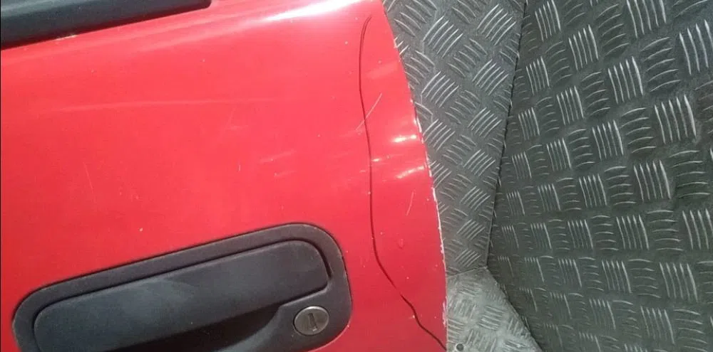 Porte avant gauche Opel CORSA B (S93) 1.7 d (f08, f68, m68) (1996-2000) occasion