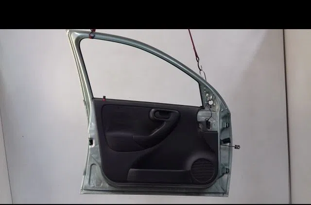 Porte avant gauche Opel CORSA C (X01) 1.7 di (f08, f68) (2000-2009) occasion