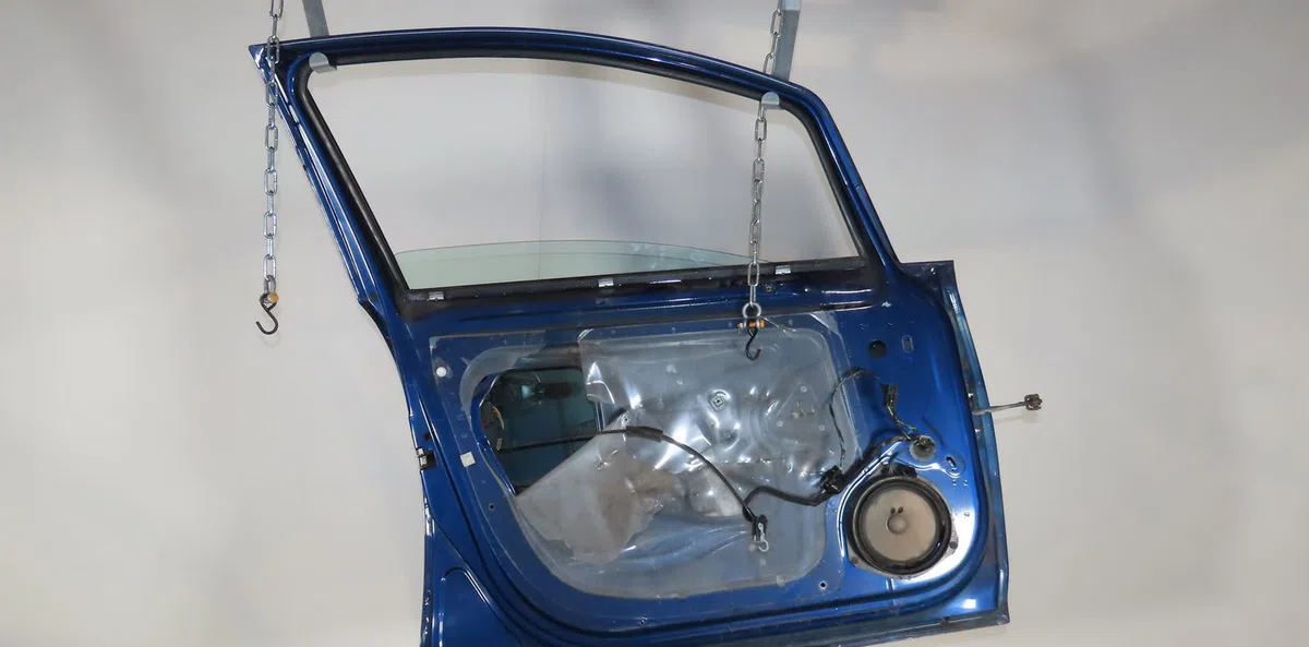 Porte avant gauche Opel CORSA D (S07) 1.3 cdti (l08, l68) (2006-2014) 3 portes occasion