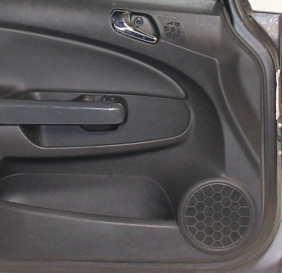 Porte avant gauche Opel CORSA D (S07) 1.4 (l08, l68) (2006-2014) 3 portes occasion