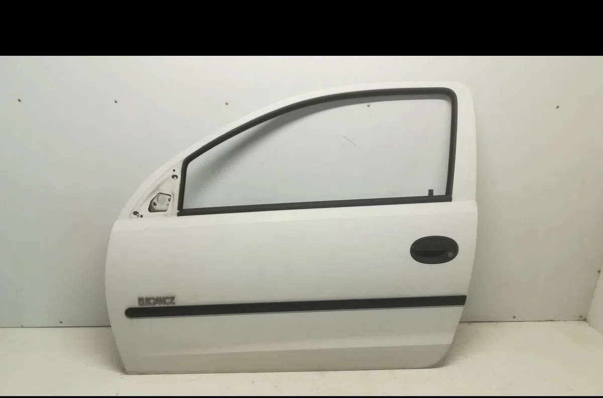 Porte avant gauche OPEL CORSA III 2001 occasion