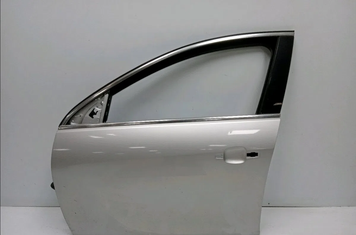 Porte avant gauche Opel INSIGNIA A (G09) 2.0 cdti (68) (2008-2017) occasion