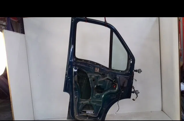 Porte avant gauche Opel MOVANO A Fourgon (X70) 3.0 dti (fd) (2003) occasion