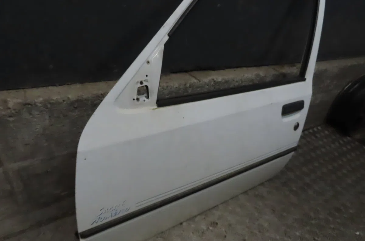 Porte avant gauche Peugeot 205 II (20A-C) 1.1 (1987-1992) occasion