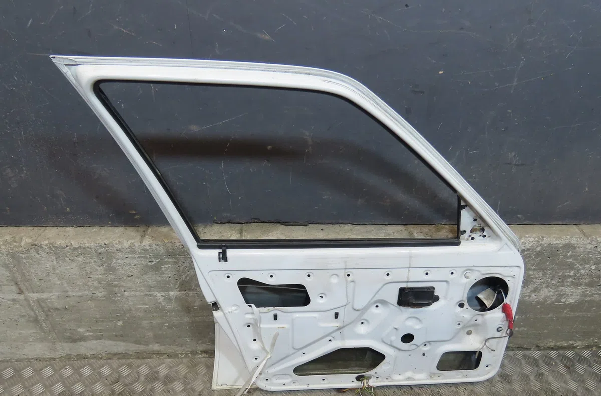 Porte avant gauche Peugeot 205 II (20A-C) 1.1 (1987-1992) occasion