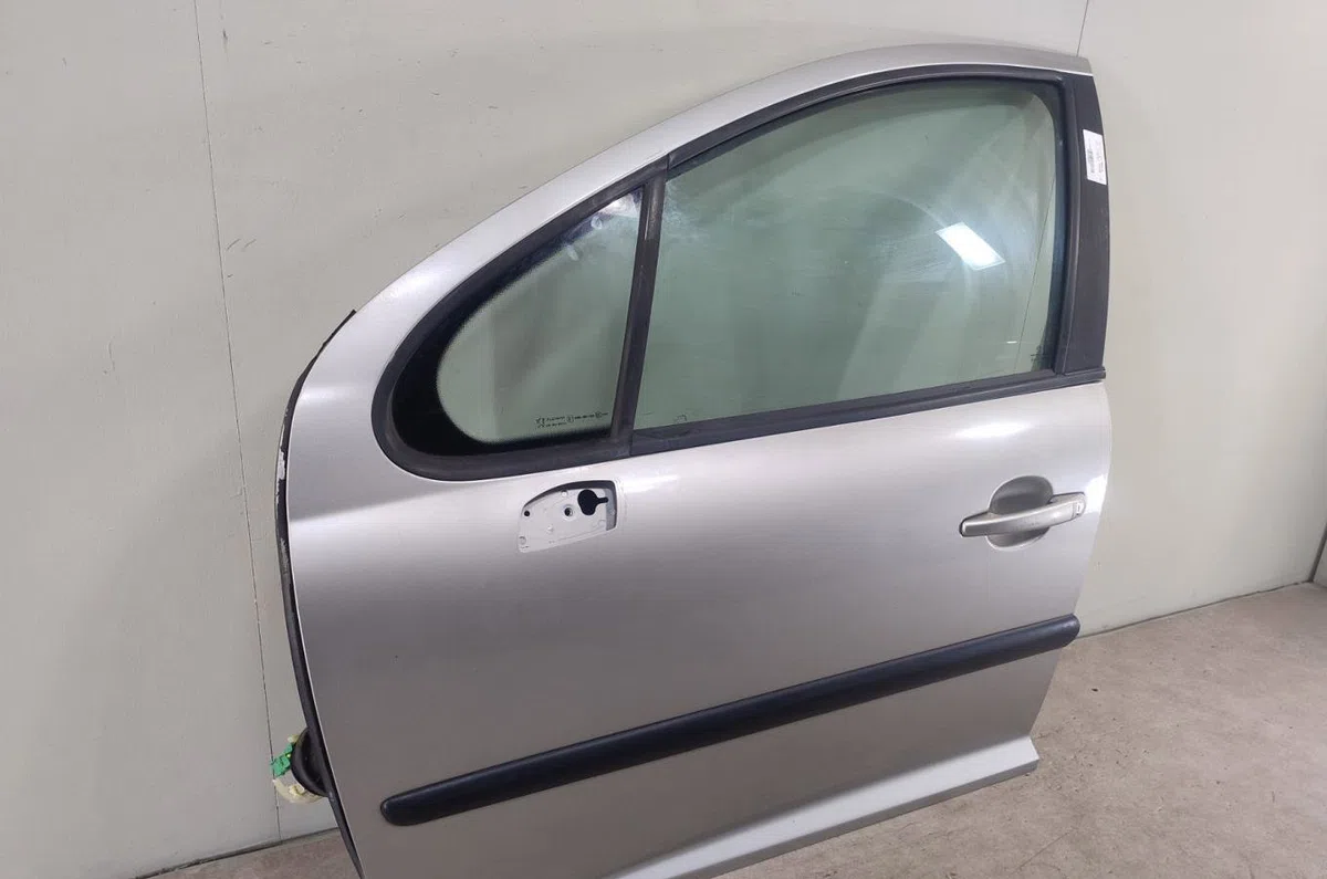 Porte avant gauche PEUGEOT 207  207 PHASE 1 BREAK occasion