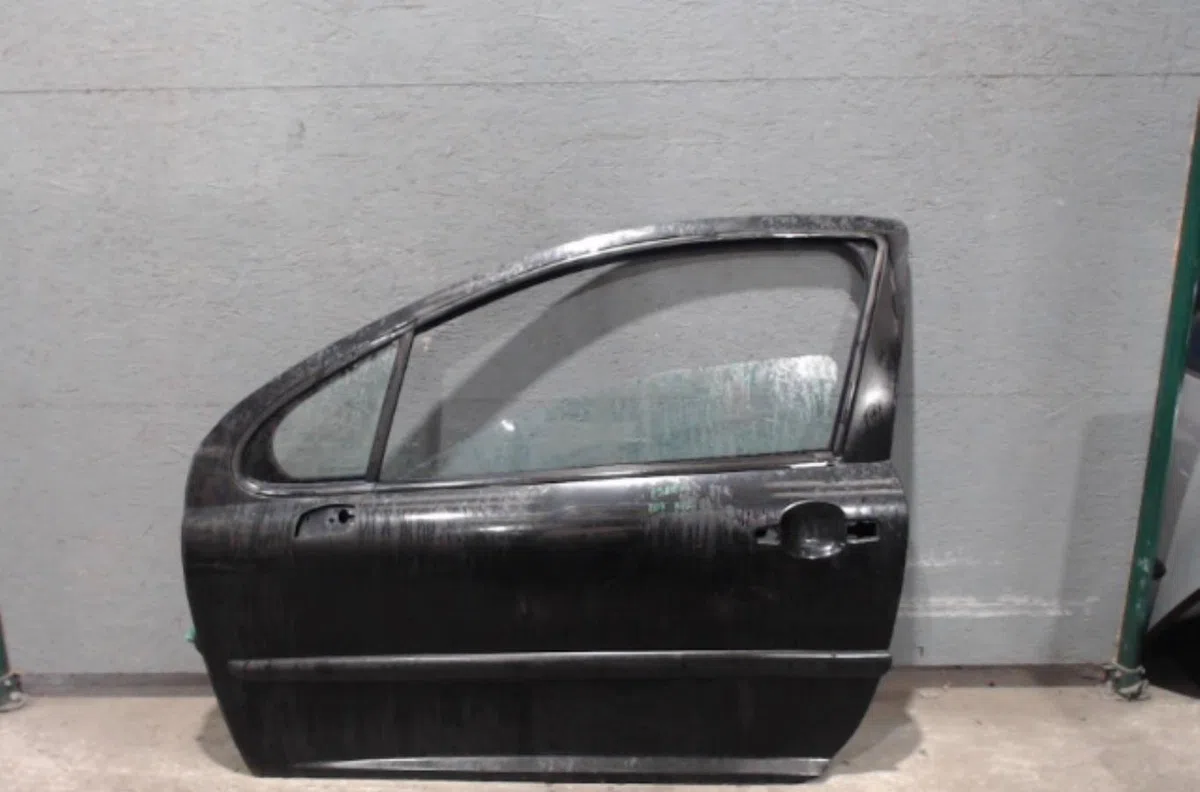 Porte avant gauche PEUGEOT 207  207 PHASE 1 occasion