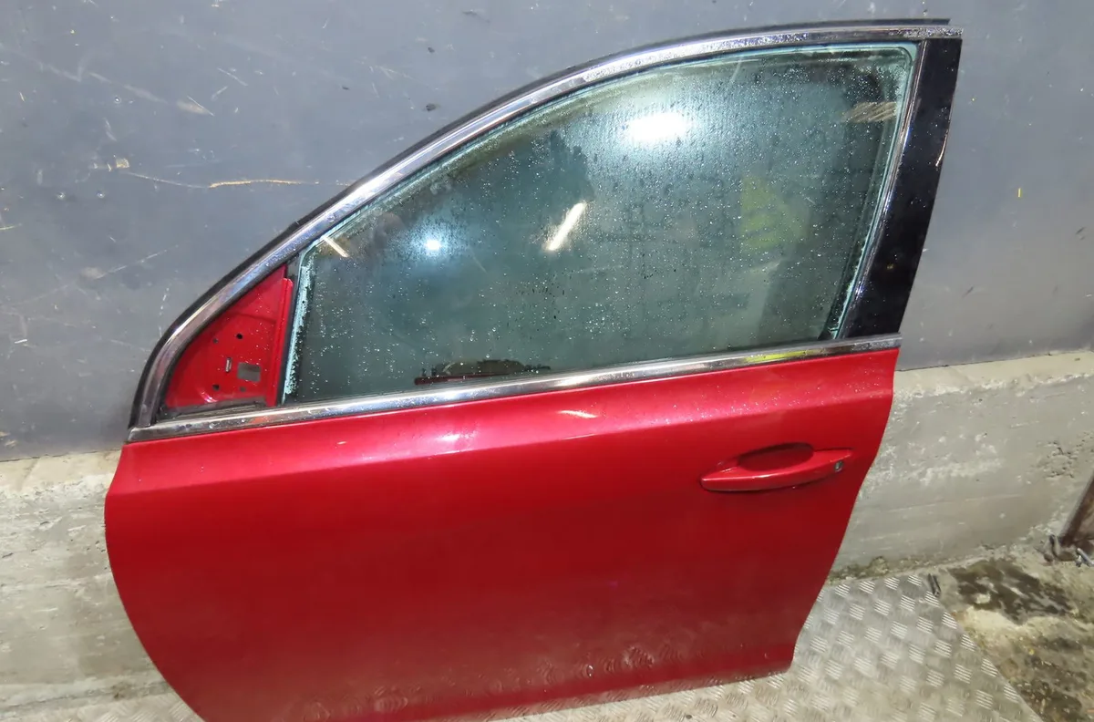 Porte avant gauche Peugeot 308 II (LB_, LP_, LW_, LH_, L3_) 1.6 gti (l35gnh) (2015-2021) occasion