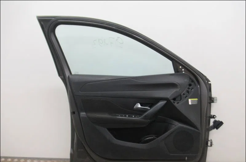 Porte avant gauche Peugeot 308 SW III (FC_, FJ_, FR_, F4_) Bluehdi 130 (fcyhzl, fcyhzt) (2021) occasion