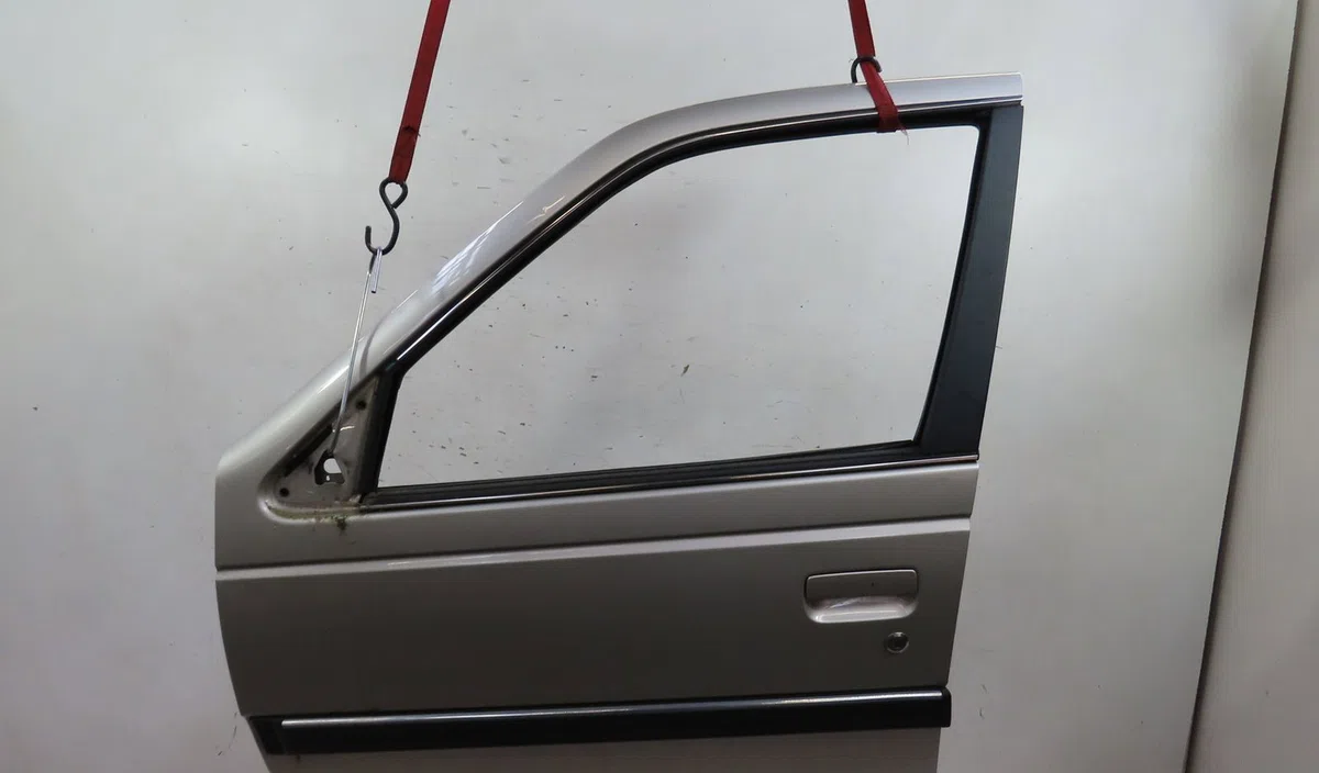 Porte avant gauche PEUGEOT 405 1991 occasion